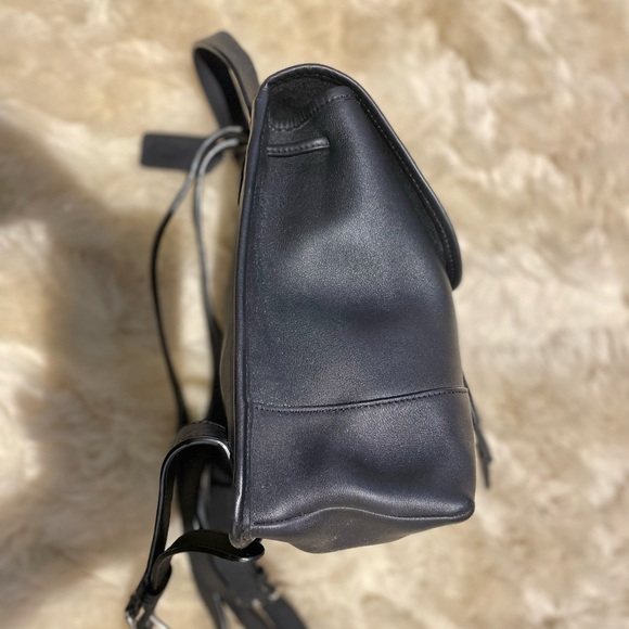Vintage Coach 9960 Black Leather Day Pack Backpack - Picture 3 of 12